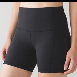Lululemon wunder under short 5”